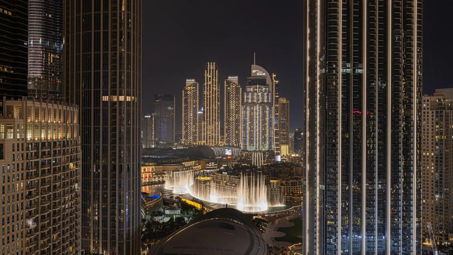Luxury 4Br Burj Khalifa & Fountain Views Lägenhet Dubai Förenade Arabemiraten