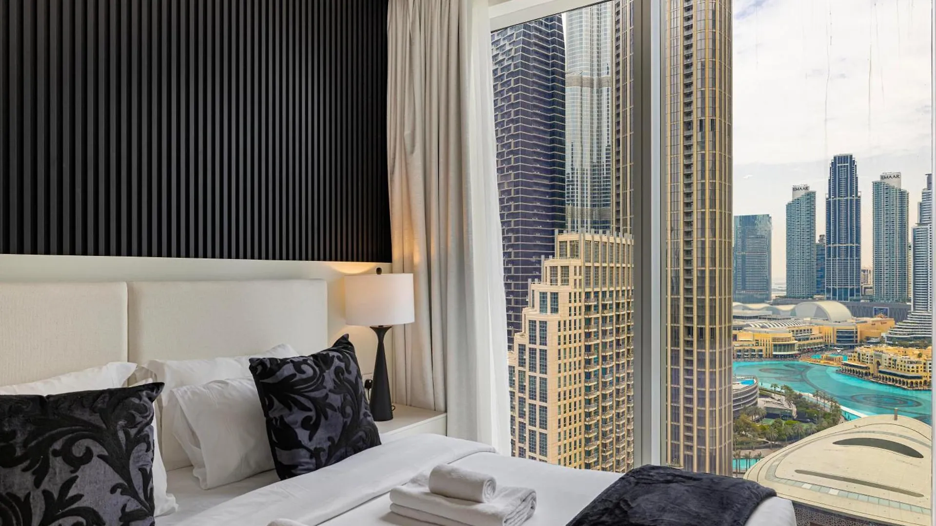 Apartmán Luxury 4Br Burj Khalifa & Fountain Views Dubaj